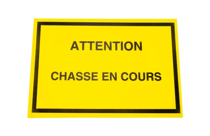 Attention chasse en cours Jaune 600 x 400 - Vue principale