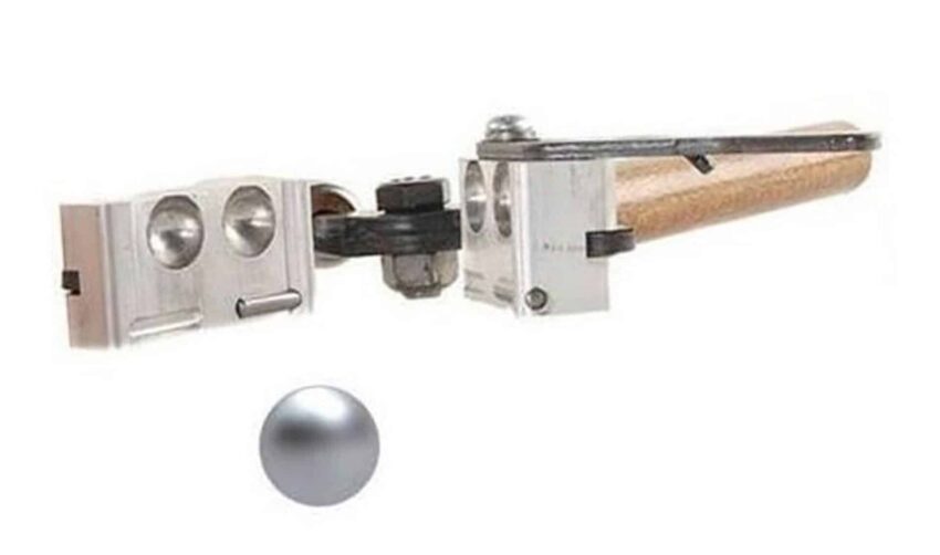 Moule à balle ronde 2 cavités Lee pour rechargement poudre noire - Vue principale