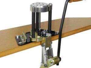 Presse de rechargement Lee à tourelle 4 trous avec index automatique.