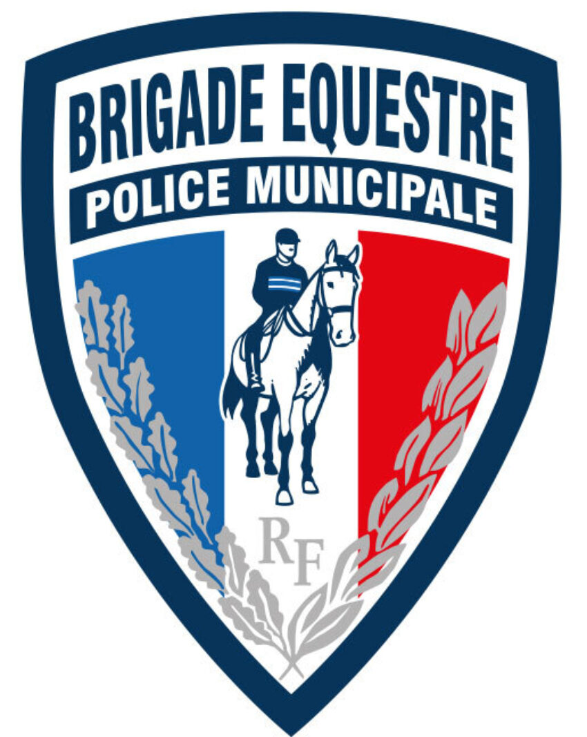 Ecusson plastifie relief brigade equestre sur velcro - Vue principale
