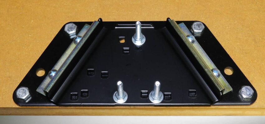 SUPPORT FIXATION PRESSE DE RECHARGEMENT - Vue principale