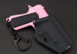 PORTE CLEF 1911 AVEC HOLSTER TAN