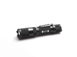 LAMPE TACTICAL RAIDER NOIR 980LM