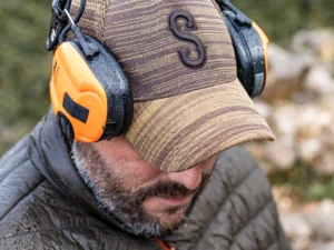 KNIT CAP CASQUETTE MAILLE CHINÉE LOGO 3D - BARK - TU