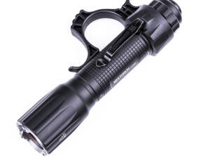 LAMPE TACTIQUE TA30D AVEC D-RING - 2200 LM - RECHARGEABLE USB-C (18650) - IPX8