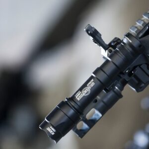 magpul rail picatinny rail light mount (blk) le gauche