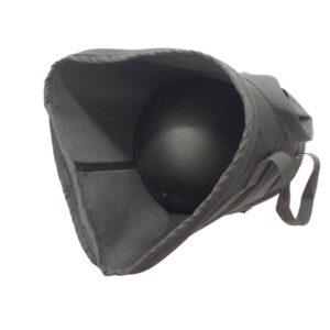 helmet bag : carry handie and zipped closure